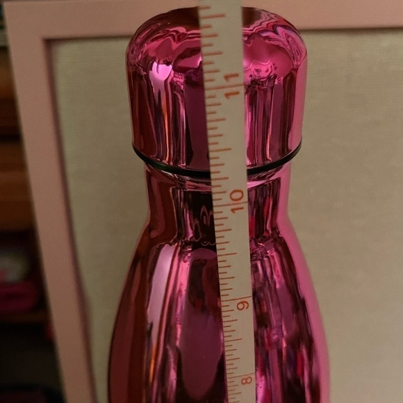 NWOT Double wall vacuum insulated water bottle - Picture 3 of 6